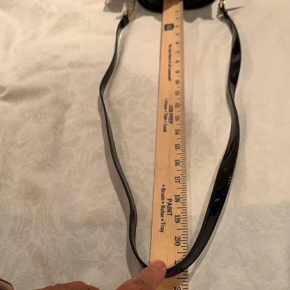 Betsey Johnson Kitsch Sugar Skull Ginger Bread Man Crossbody Handbag Shiny - Picture 7 of 16